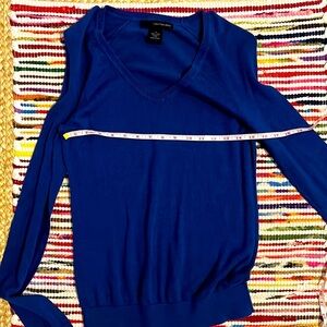 Calvin Klein blue sweater med